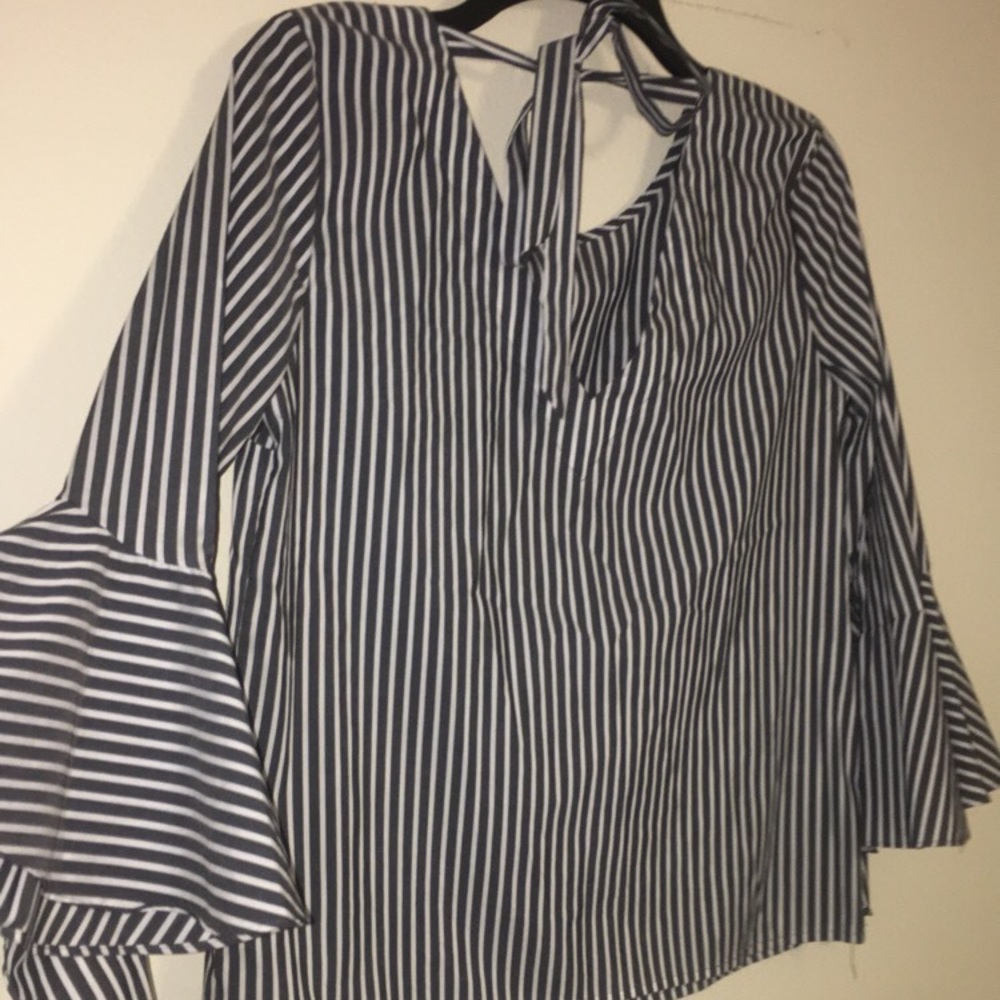 Woman’s dress shirt